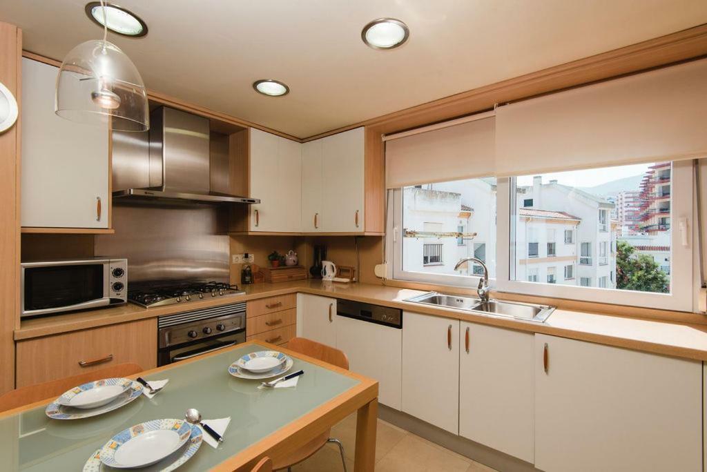 Bella Vista Luxury Apartment Τορρεμολίνος Εξωτερικό φωτογραφία